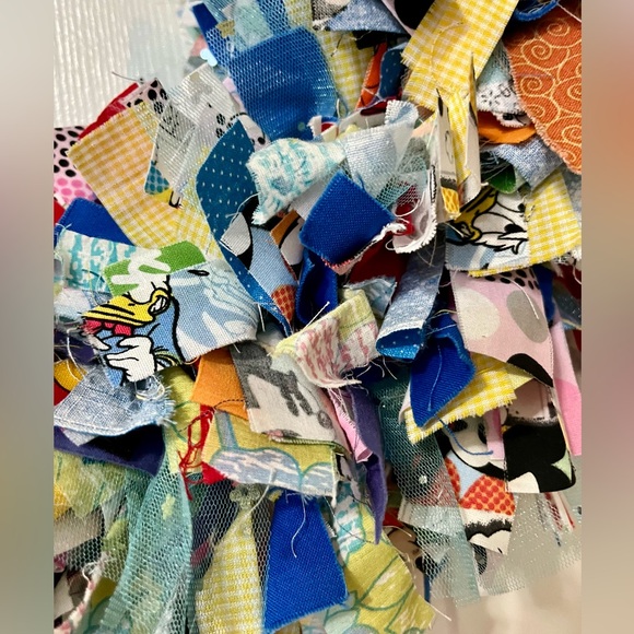 18” Handmade Disney Characters Rag Wreath - Disney Fabrics - Picture 5 of 7